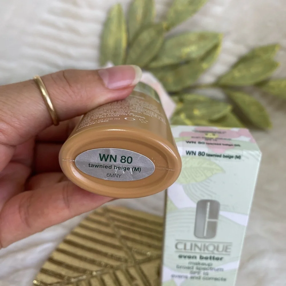 Clinique Even Better Makeup - Tawny Beige